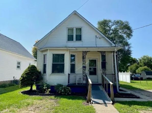 2805 Marshall Ave