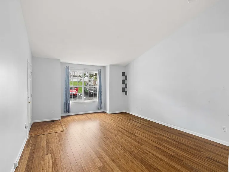 135 Pepper Ridge Cir — Photo 31