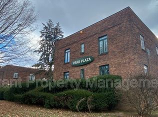 1505 Franklin Park S #C-12, Columbus, OH 43205