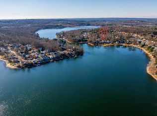 14 Elizabeth Rd, Hudson, MA 01749