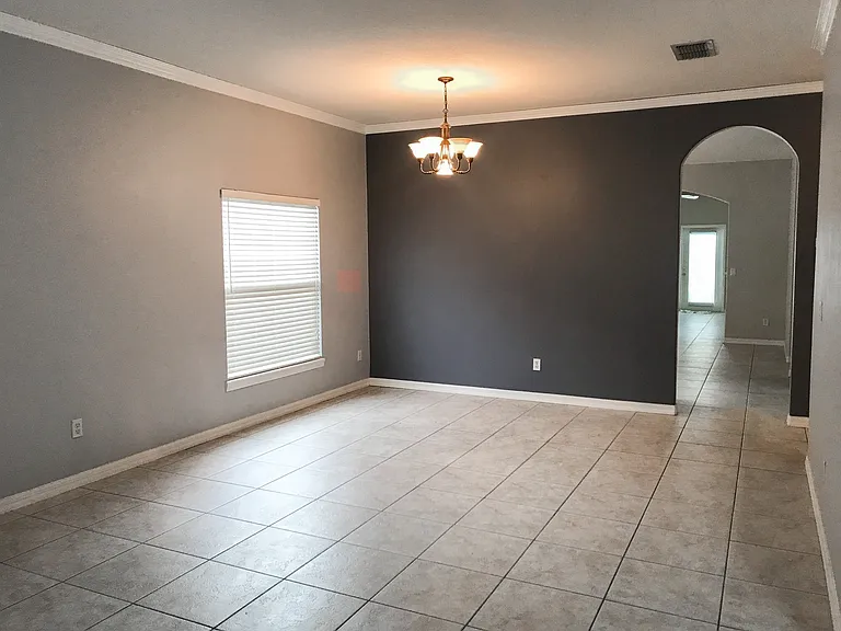 13828 Guildhall Cir — Photo 2