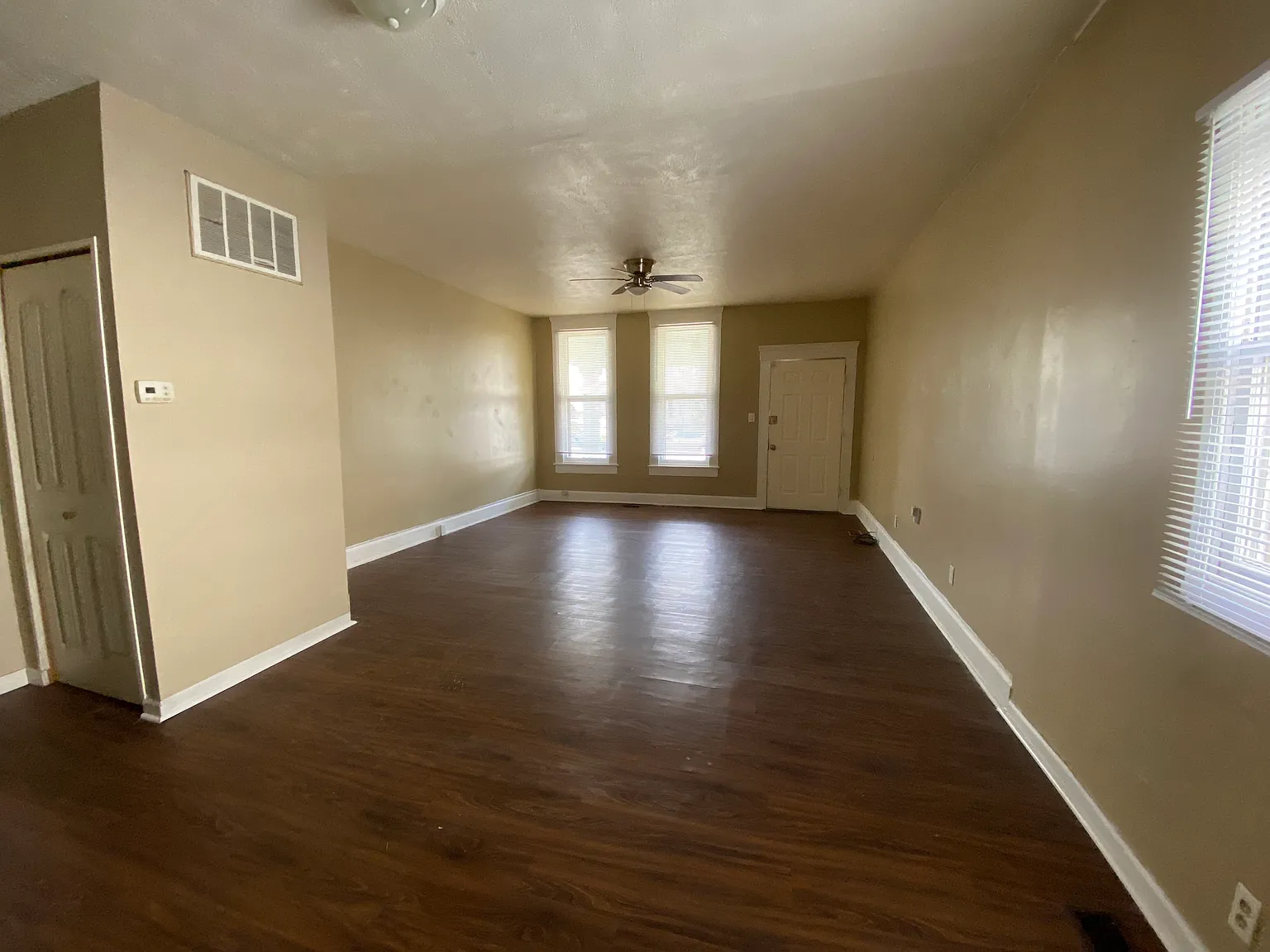 2620 Slevin St , Louisville KY ,40212 — Photo 3