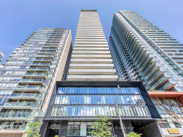 28 Wellesley St E, Toronto, ON