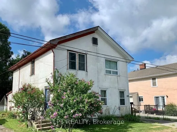 47 Hodgkins Ave, Thorold, ON L2V 1M2