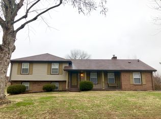 3057 Clydesdale Dr, Clarksville, TN 37043