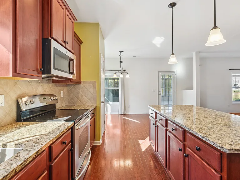 3406 Alman Dr — Photo 6