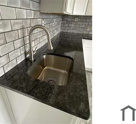 2210 Providence Rd — Photo 3