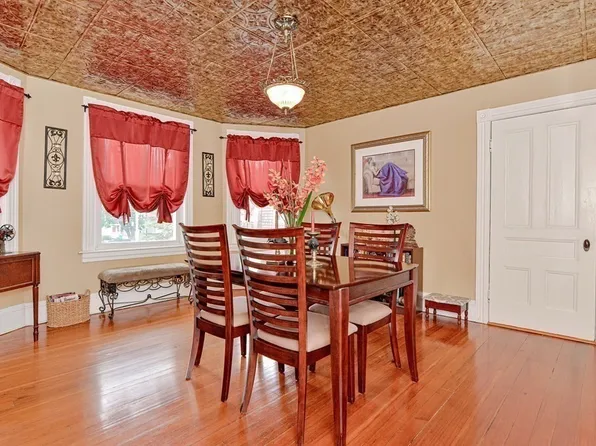 42 Pleasant St #B, North Attleboro, MA 02760