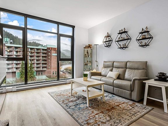 3rd image of 120 Esplanade Ave #608