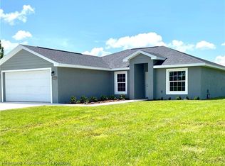 7135 Ancha St, Sebring, FL 33872