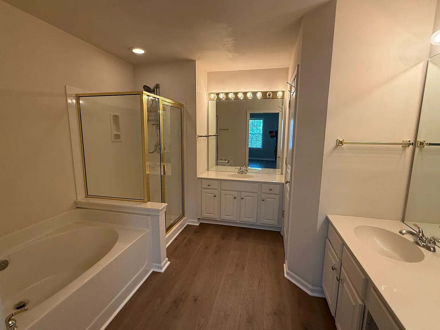 2 bed, 2143 sqft, $3,000 — Photo 3