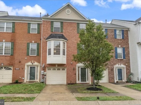 704 Summertime Dr, Odenton, MD 21113