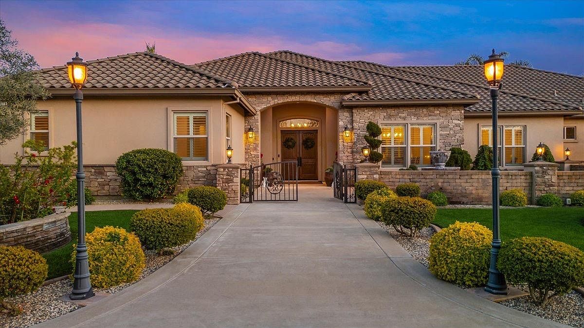 10710 Goldsborough Cir, Oakdale, CA 95361 | Zillow