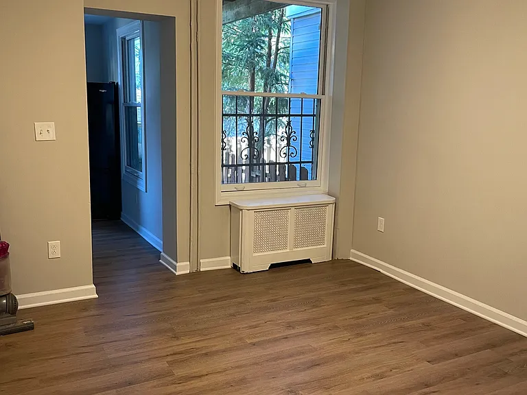 806 N Broom St #1 — Photo 6