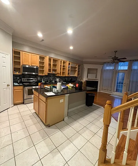 20334 Bowfonds St — Photo 8