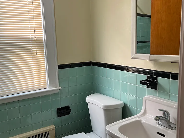 462 Highland Ave — Photo 10