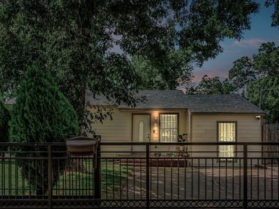 2020 Skylark Dr, Dallas, TX, 75216