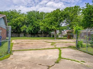 220 Coury Rd, Everman, TX 76140