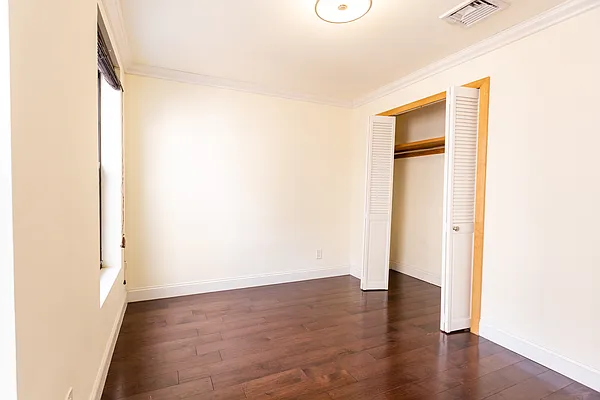 Rented by Smart City Real Estate LLC | media 7