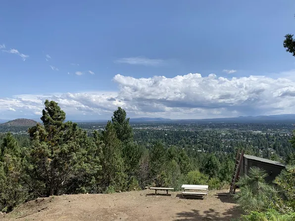 1757 NW Rimrock Rd, Bend, OR 97703