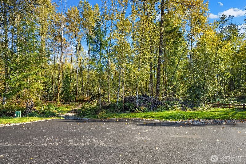 3rd image of 11501 (LOT #3) 115th Avenue NE
