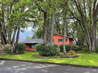 2924 S Shore Dr SE, Albany, OR 97322
