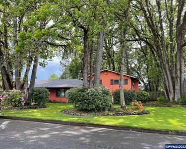 2924 S Shore Dr SE, Albany, OR, 97322