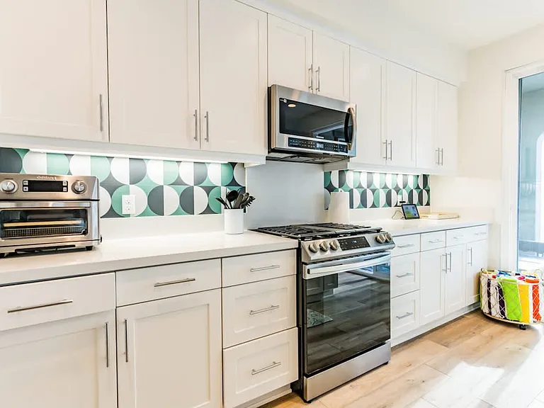 Passagio Lago Way — Photo 41