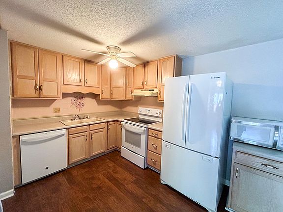 5th image of 11403 E Stoeppelwerth Dr
