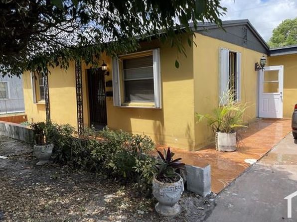 1205 NW 23rd Ave