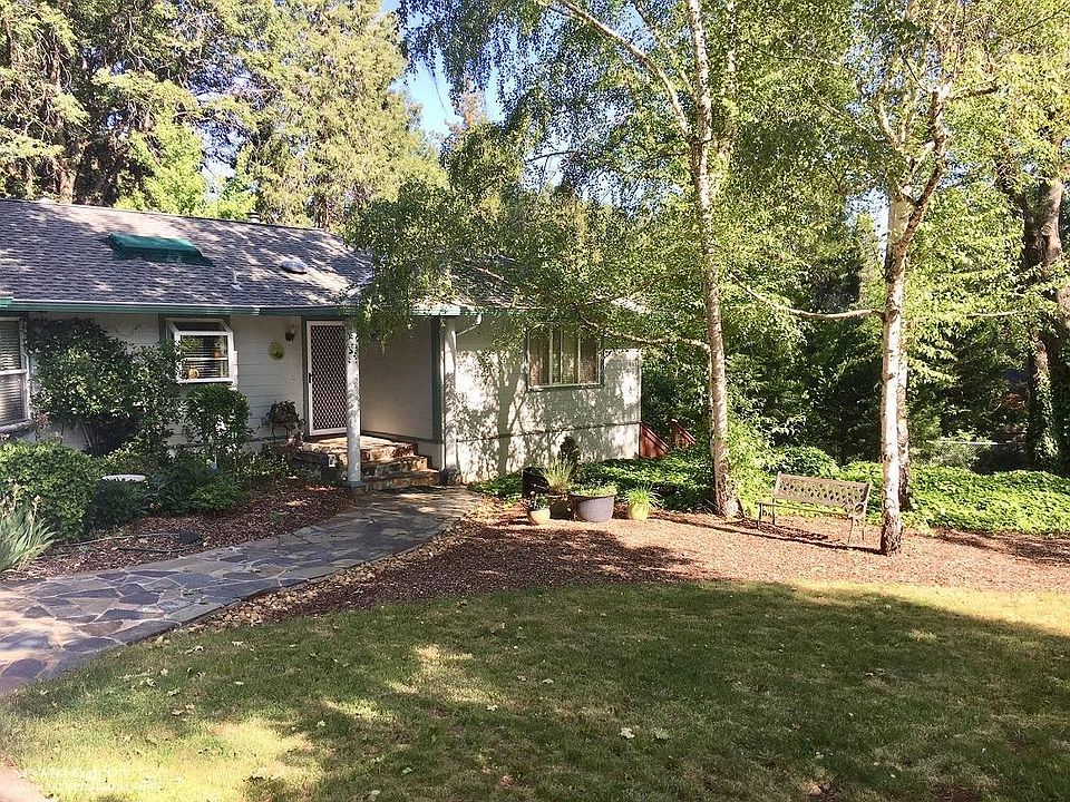 1st image of 15571 Ridge Estates Rd