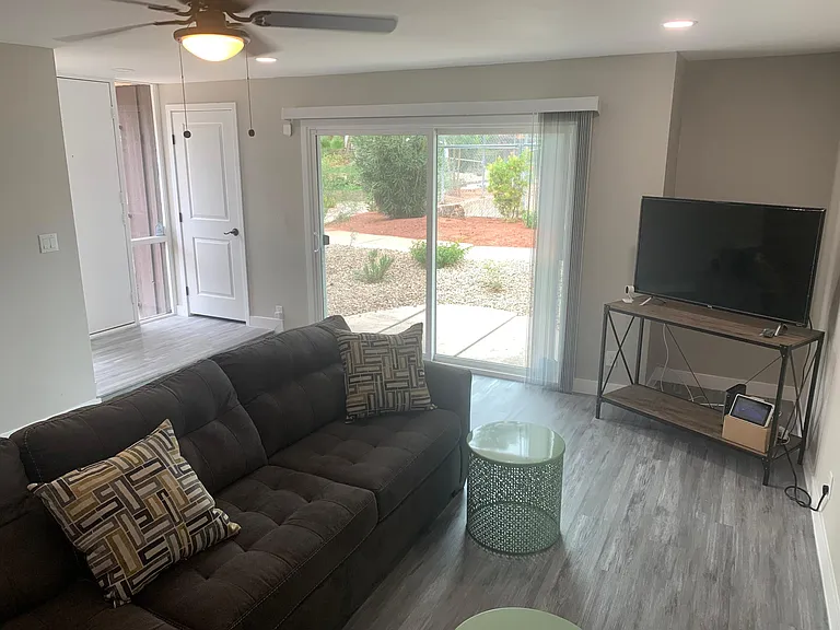 Willow Green Dr — Photo 8