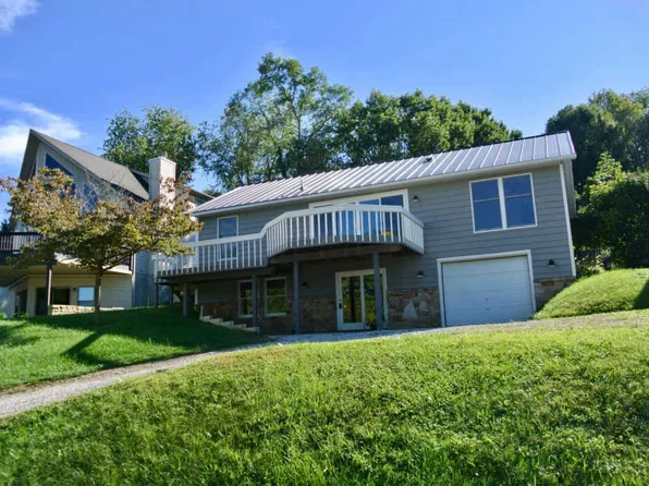 407 Baldwin Dr, Howard, OH 43028