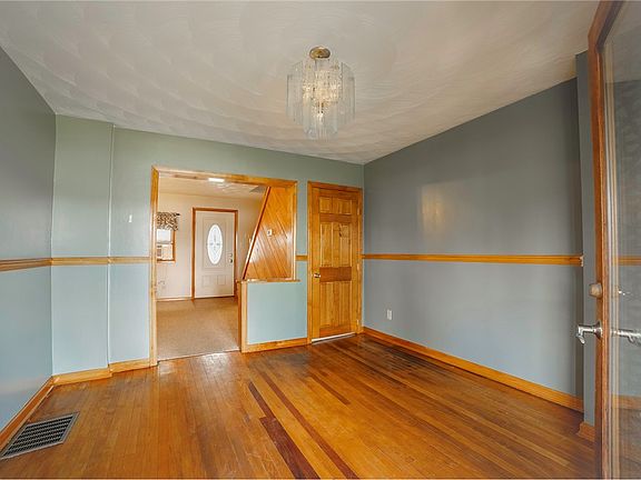 5th image of 116 10th St