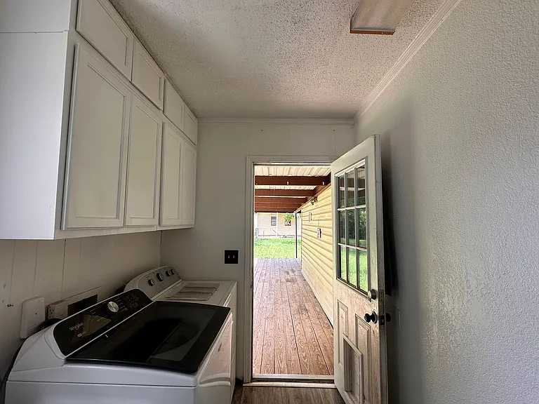 2609 Belmeade St — Photo 13