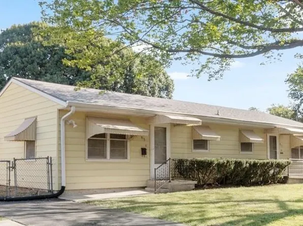 811 NW B St, Blue Springs, MO 64015