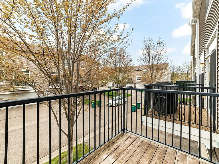 15726 Frisian Ln — Photo 20