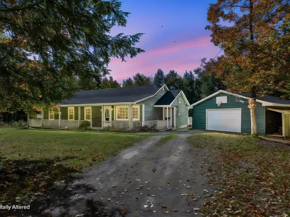 696 Summit Ridge Rd, Vaughan, NS B0N 2T0