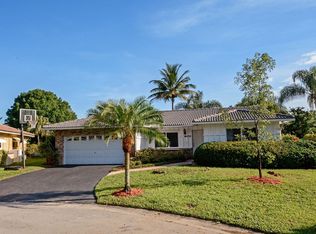 8671 NW 9th Ct, Coral Springs, FL 33071