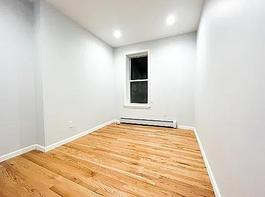 5th image of 5317 Avenue O Floor 1