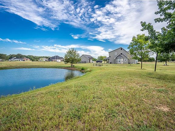 5th image of 540 County Road 3311