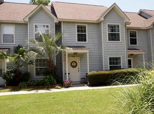 1668 Hunters Run Dr, Mount Pleasant, SC 29464