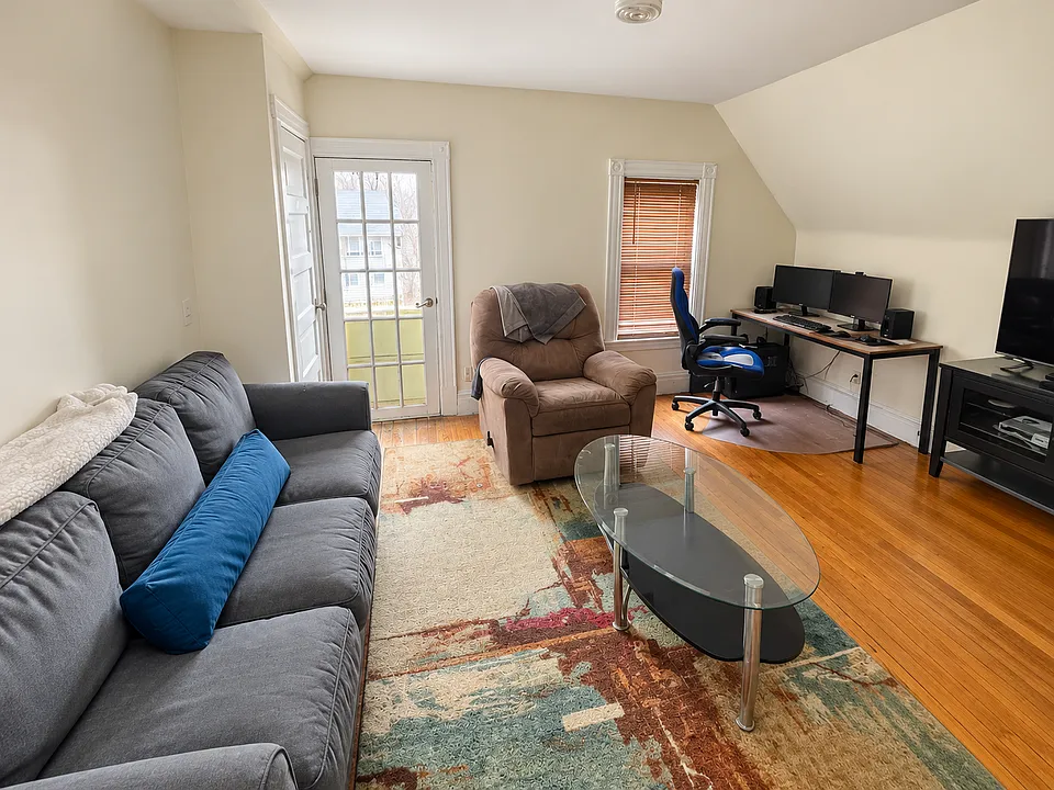 101 Rogers Ave #3
