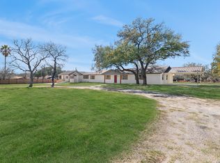 113 crestline, Pleasanton, TX 78064