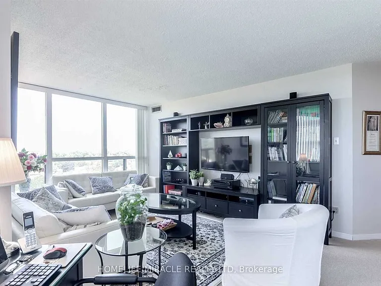 12 Laurelcrest St #902 — Photo 10