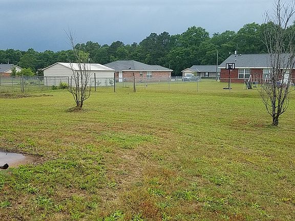 2nd image of 223 Halie Dr