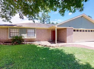 207 Thorn Ridge St, Bridge City, TX 77611
