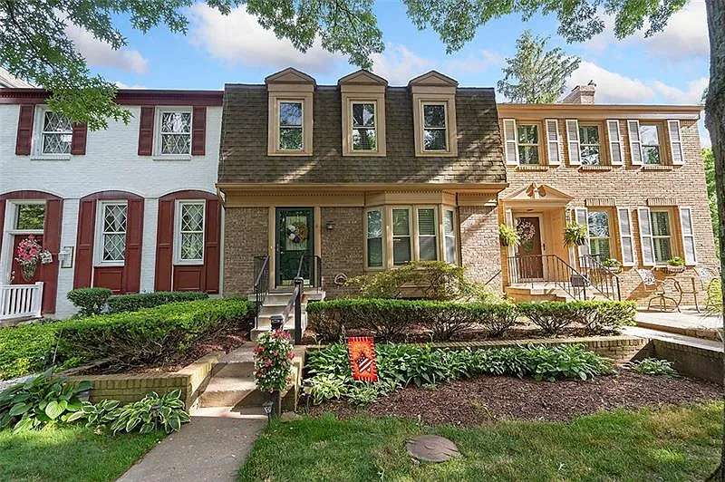 4 Blair Pl photo 1