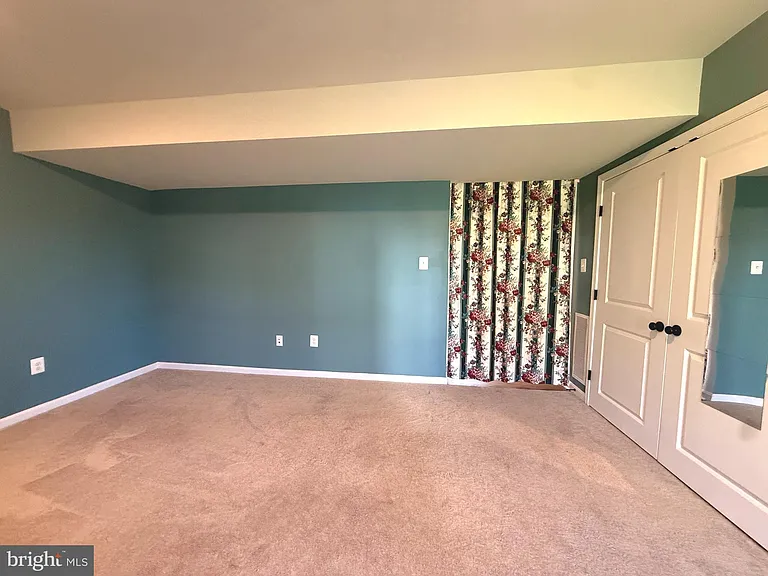 35 Thrower Rd — Photo 21