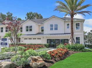 387 Oakmoss Dr, Saint Johns, FL 32259